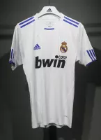2010/11 Real Madrid Home Retro Jersey Player Version - view 4