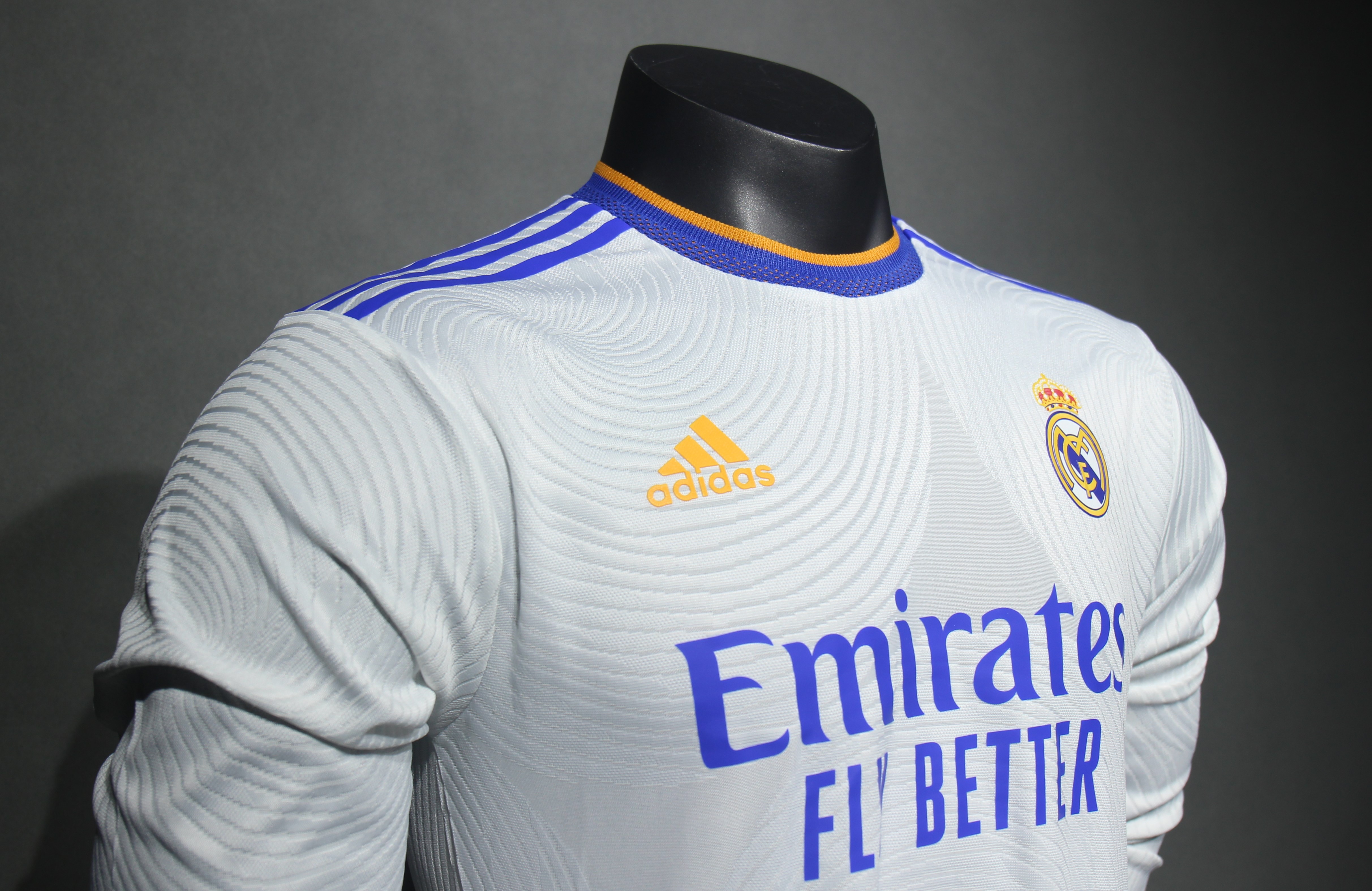 21-22 Real Madrid Home Soccer Jersey Retro Player Version Long Sleeve - view 7