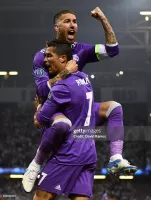 16-17 Real Madrid Away Retro Purple Jersey Long Sleeve Player Version - view 14