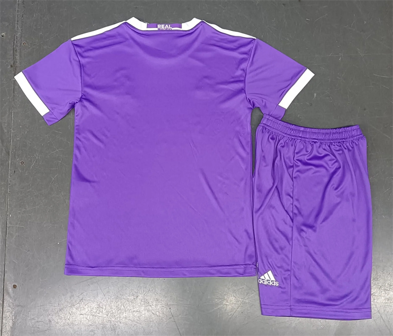 16-17 Real Madrid Away Retro Purple Kids Kit Jersey+Shorts - view 3