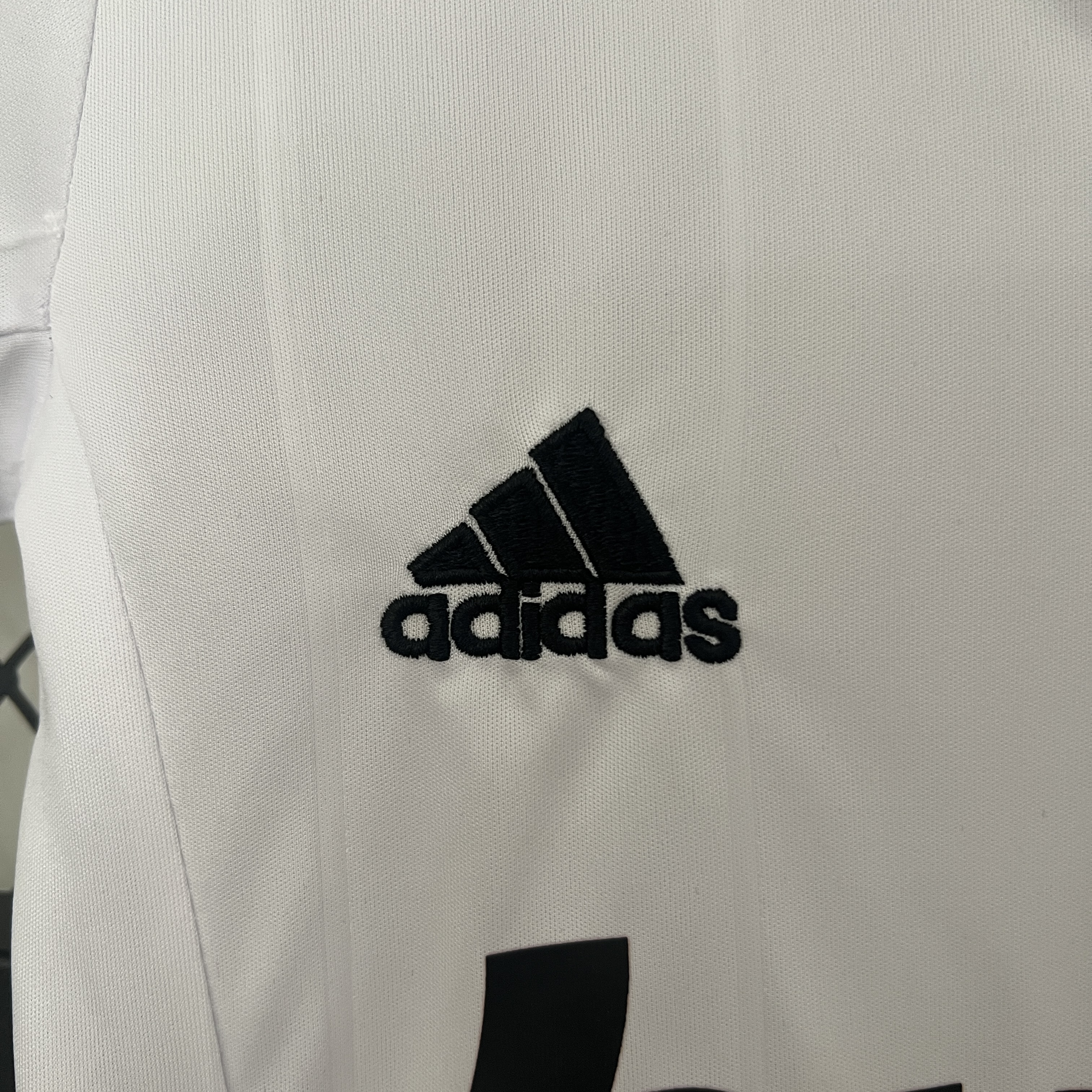 2012-13 Real Madrid Home Retro Kids Kit Jersey+Shorts - view 8