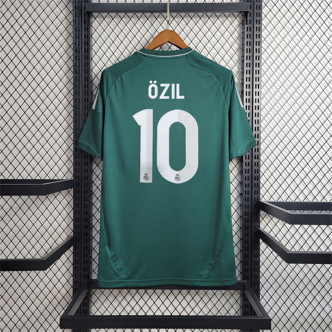 2012-13 Real Madrid Third Away Retro Jersey - view 7