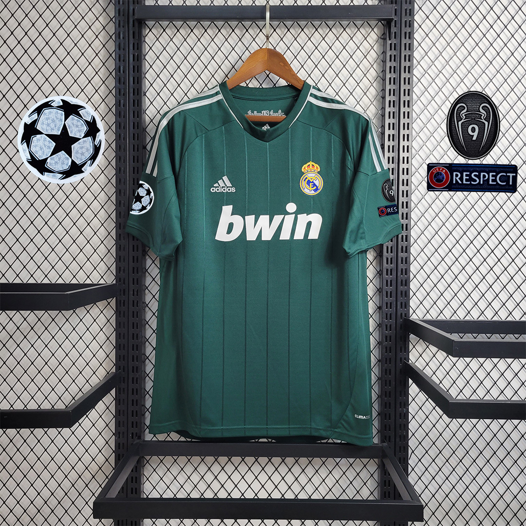 2012-13 Real Madrid Third Away Retro Jersey - view 10