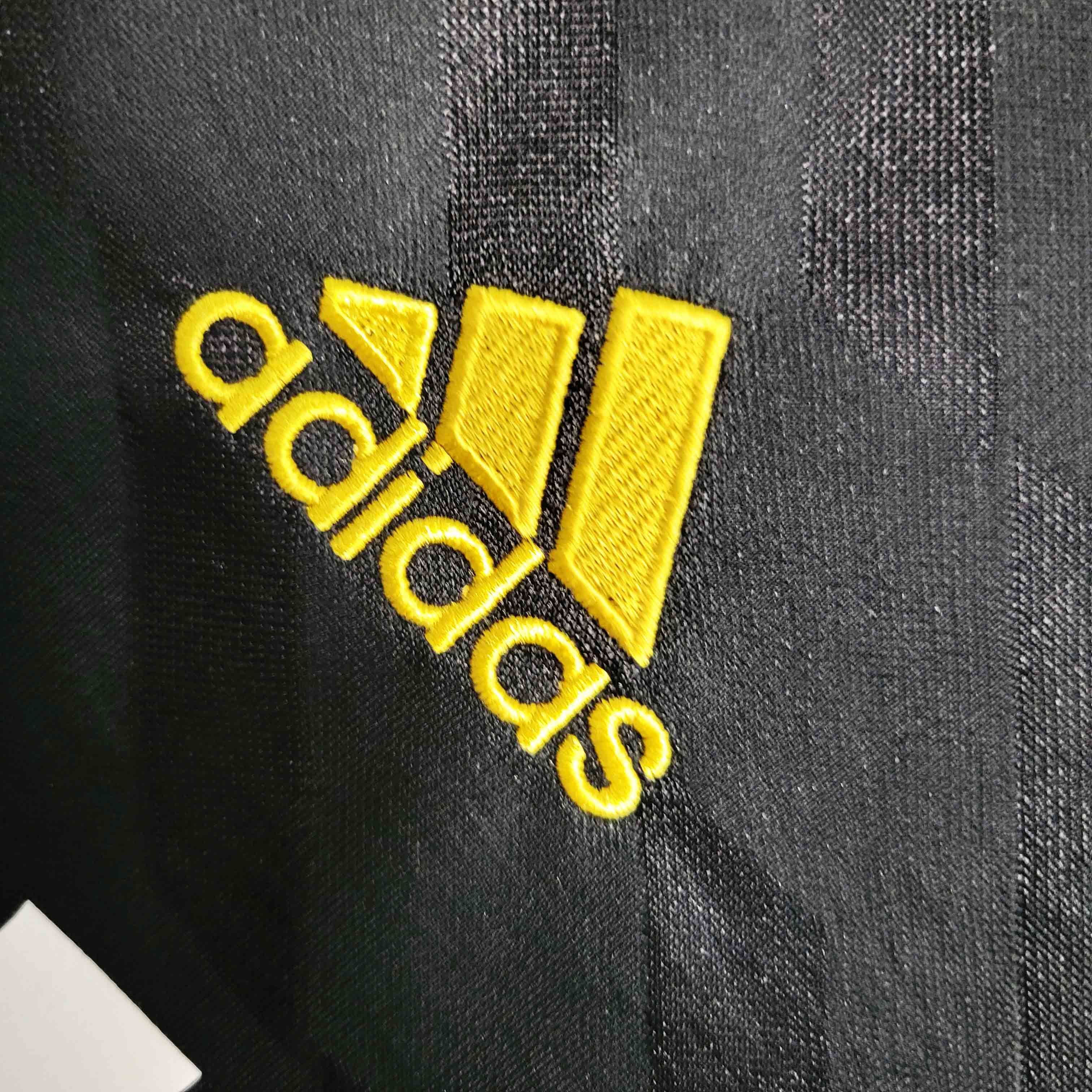 11-12 Real Madrid Away Retro Jersey Black - view 8