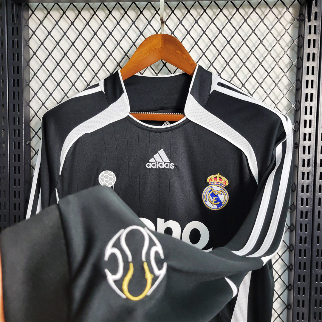 2006/07 Real Madrid Away Retro Jersey Long Sleeve - view 6