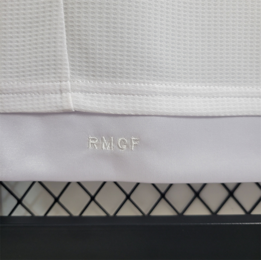 2015-16 Real Madrid Home Retro Jersey - view 12