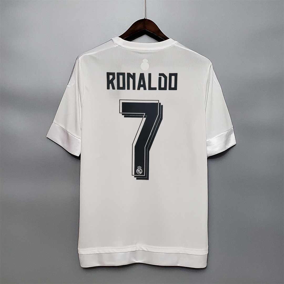 2015-16 Real Madrid Home Retro Jersey - view 5