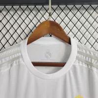 2015-16 Real Madrid Home Retro Jersey - view 7