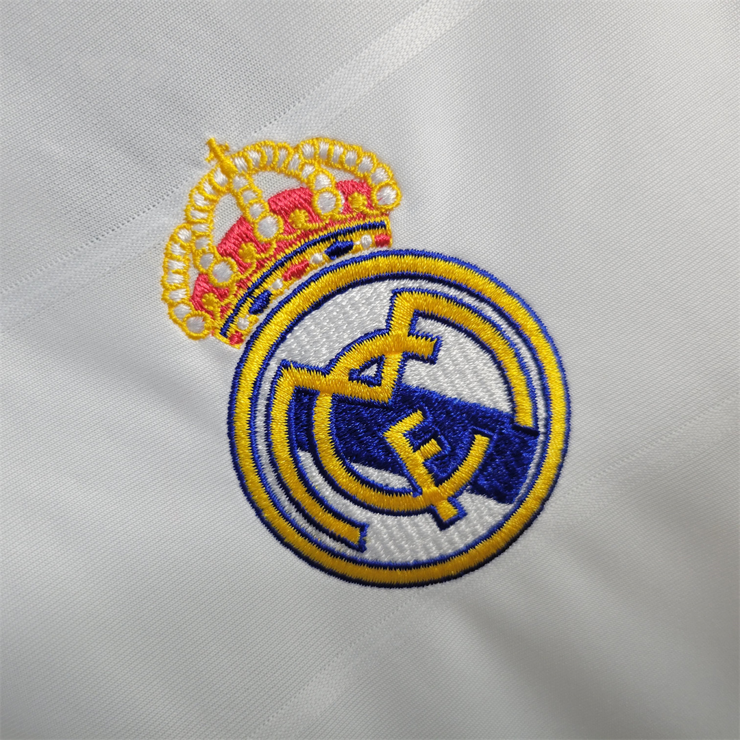 2013/14 Real Madrid Home Retro Jersey - view 8