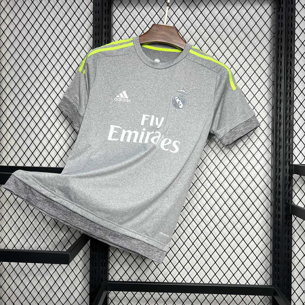 2015/16 Real Madrid Away Retro Jersey Grey - view 6