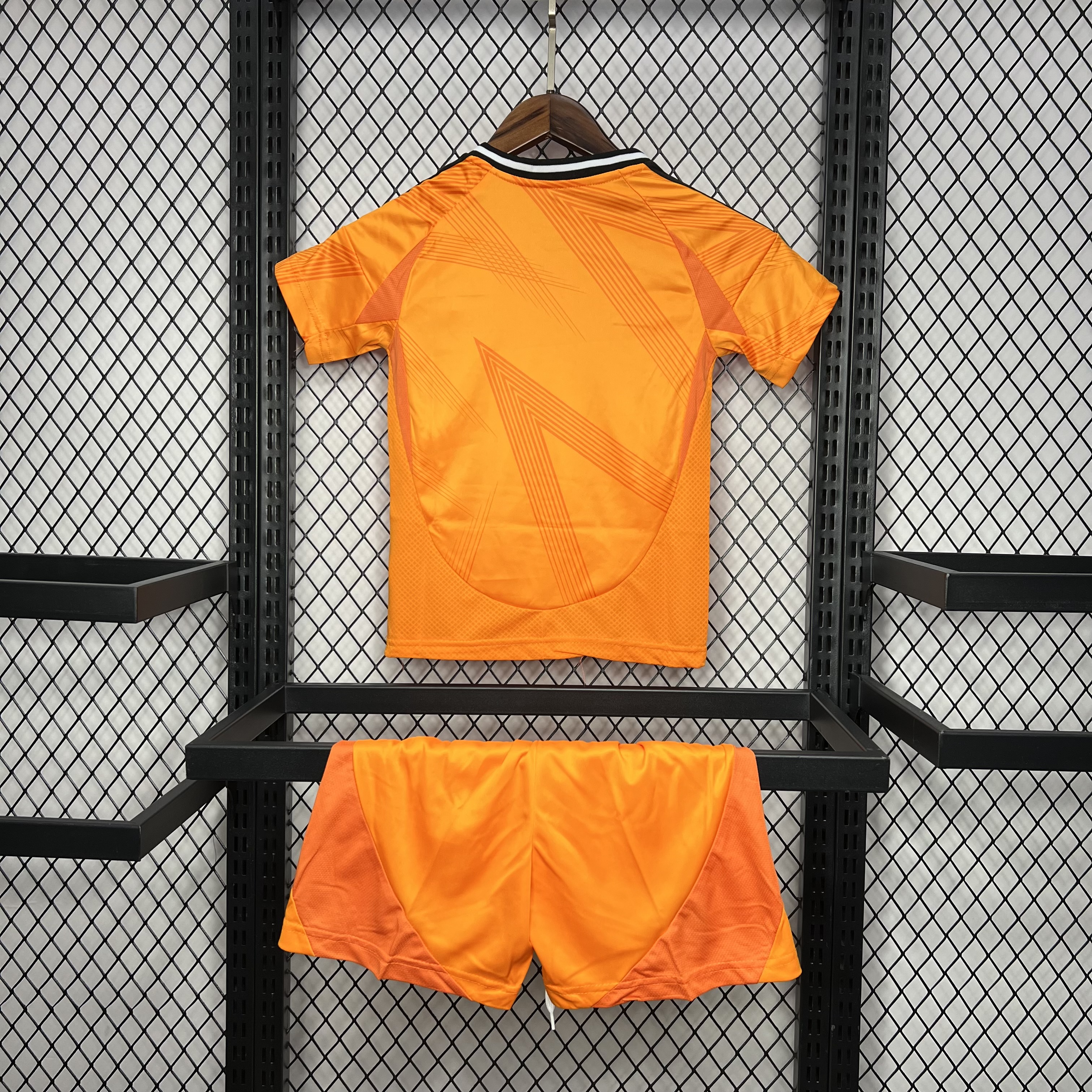 24-25 Real Madrid Third Away Kids Kit Soccer Jersey+Shorts - view 3