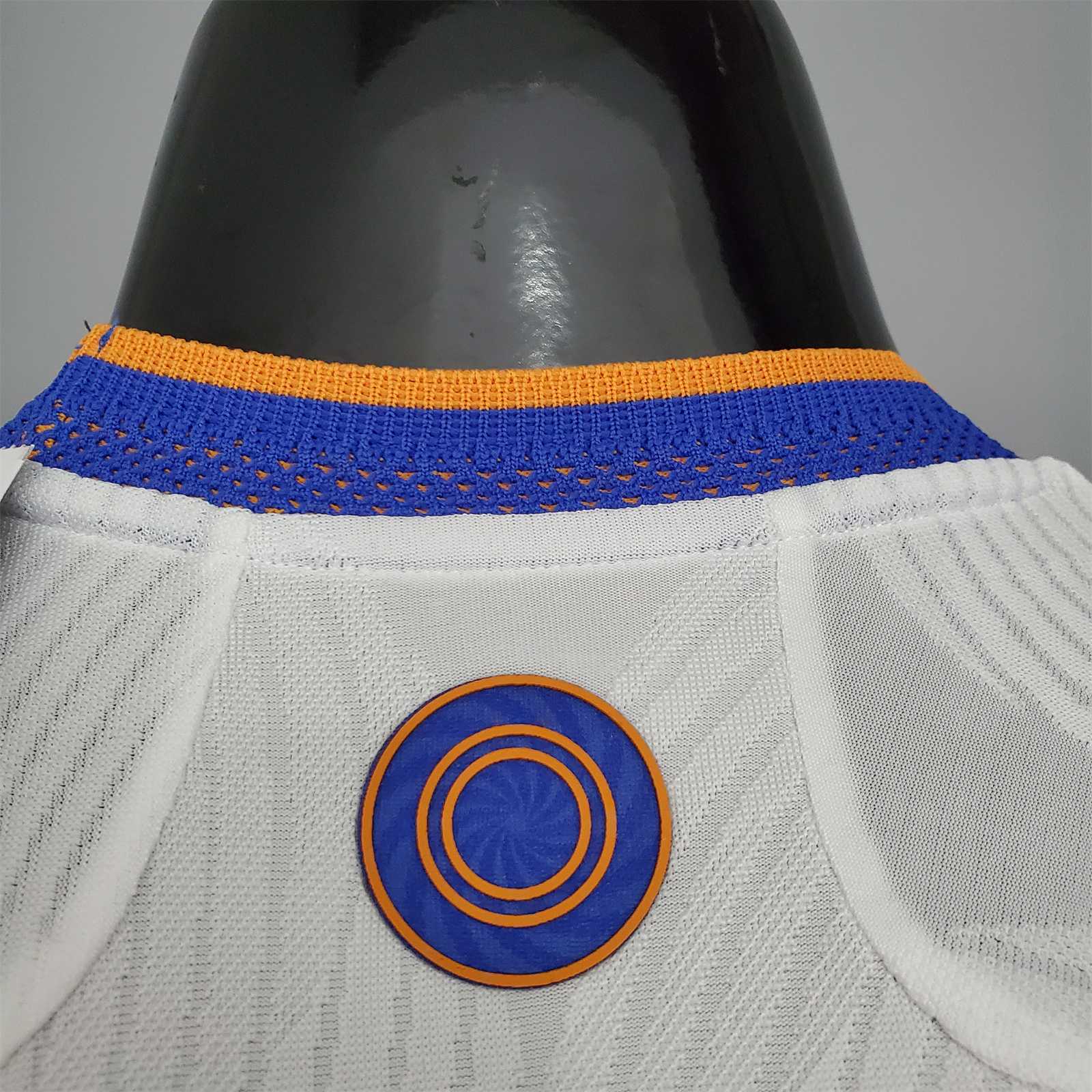 21-22 Real Madrid Home Soccer Jersey Player Version - view 5