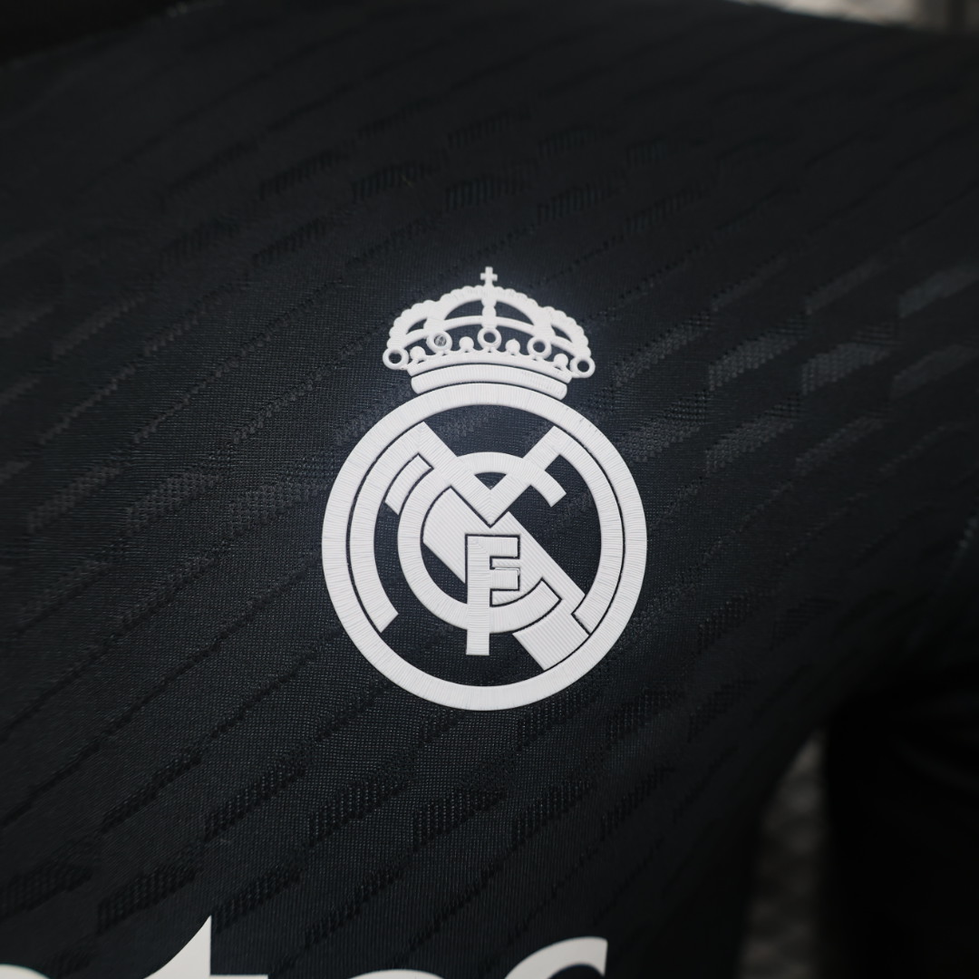 23-24 Real Madrid Y-3 Special Fourth Jersey Black Player Version - view 5