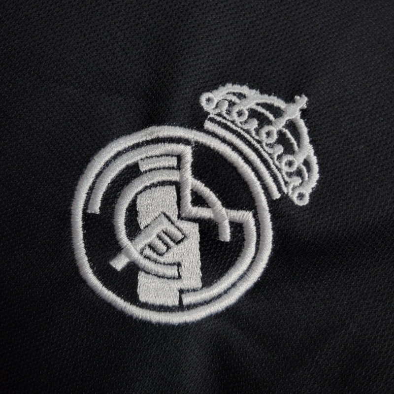23-24 Real Madrid Y-3 Special Fourth Jersey Black - view 4