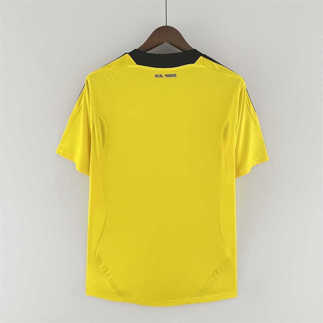 11-12 Real Madrid Retro Jersey Goalkeeper Yellow - view 3