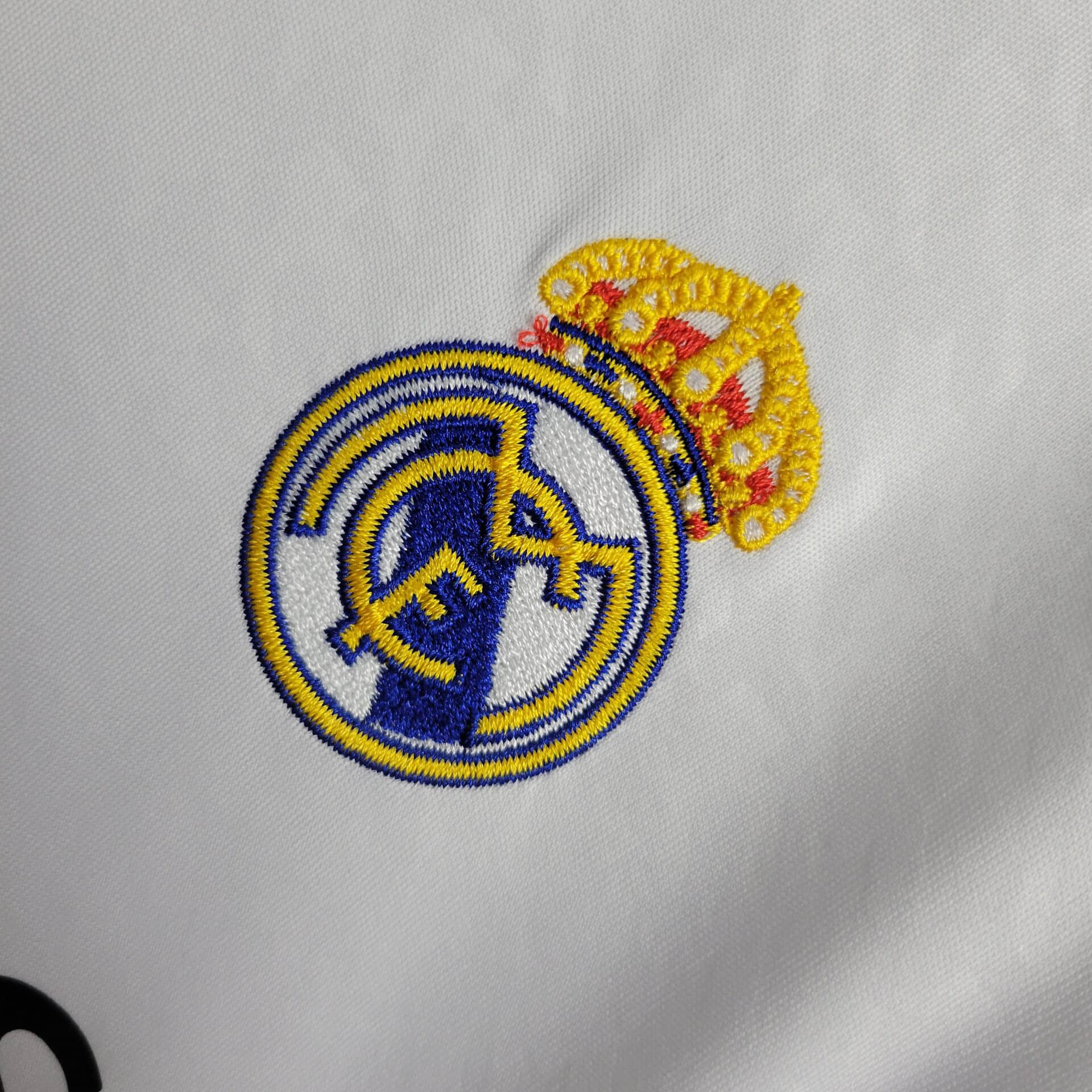 24-25 Real Madrid Home Kids Kit Jersey+Shorts - view 4