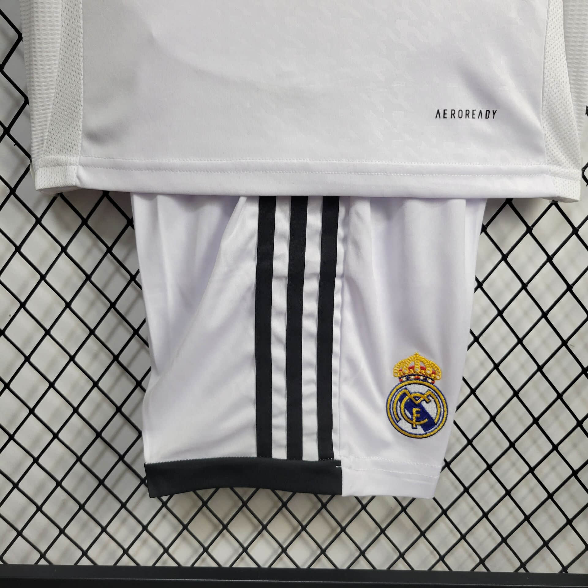 24-25 Real Madrid Home Kids Kit Jersey+Shorts - view 8