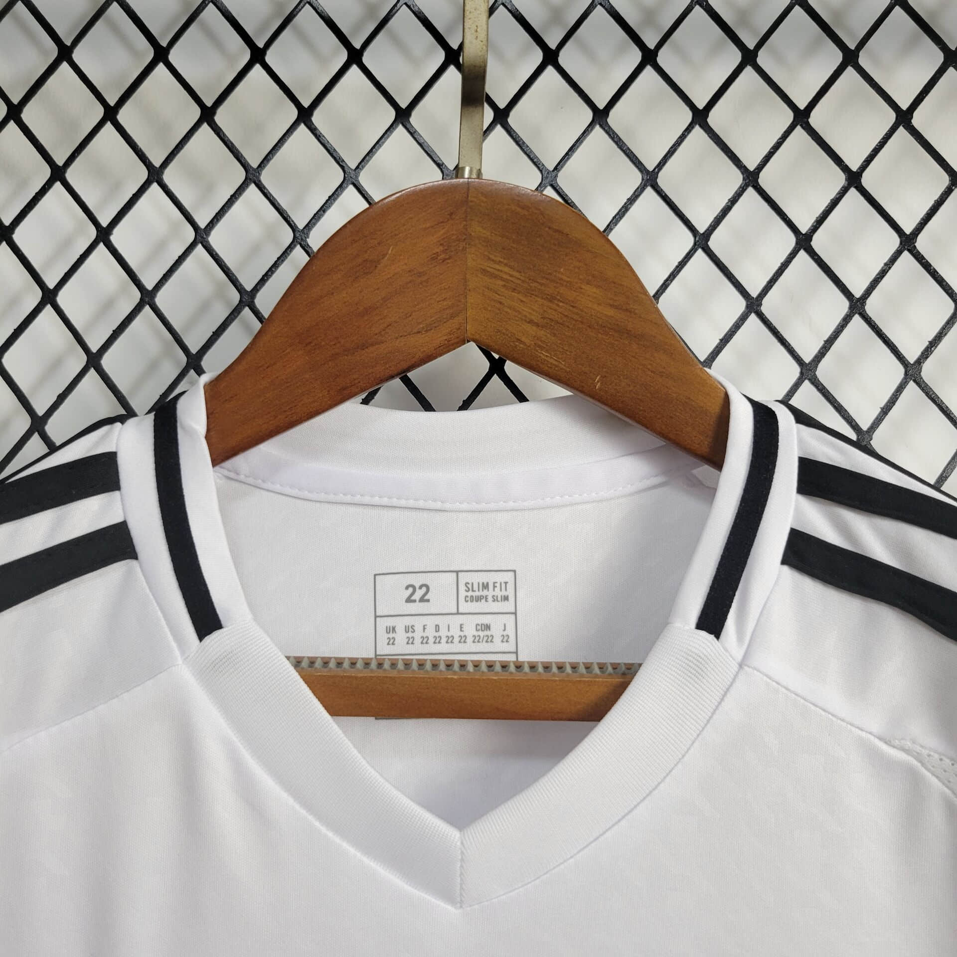 24-25 Real Madrid Home Kids Kit Jersey+Shorts - view 9
