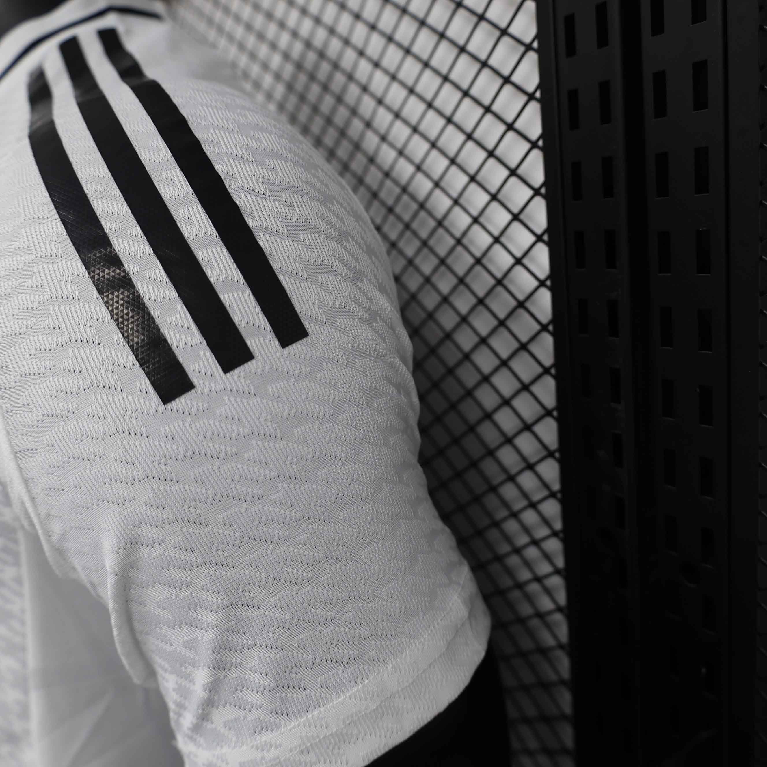 24-25 Real Madrid Home Soccer Jersey Player Version - view 8