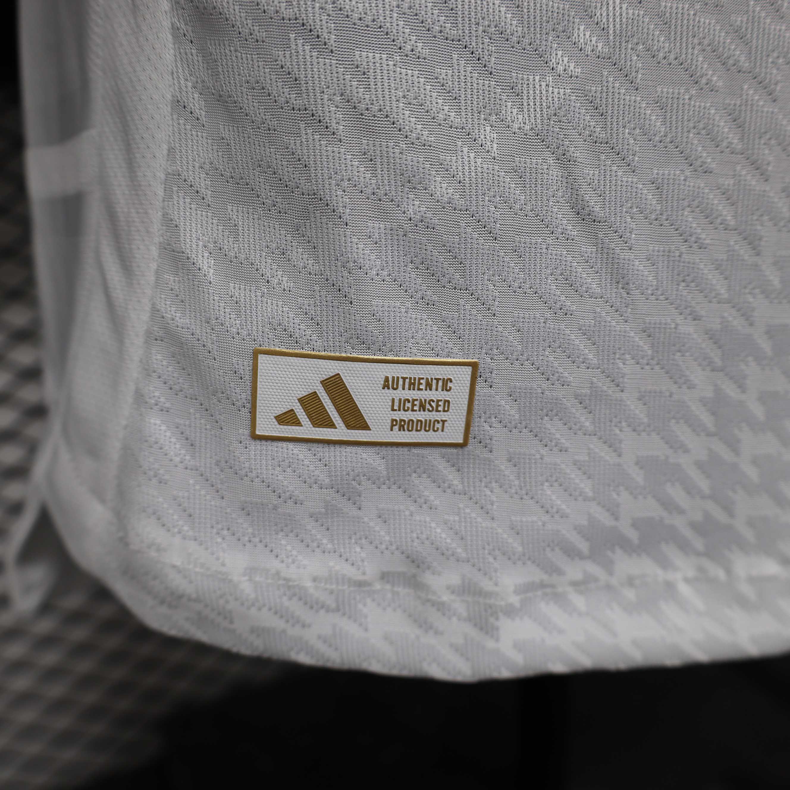24-25 Real Madrid Home Soccer Jersey Player Version - view 9