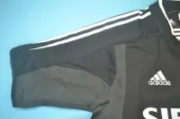 2004/05 Real Madrid Away Retro Jersey - view 12