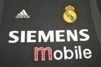 2004/05 Real Madrid Away Retro Jersey - view 9