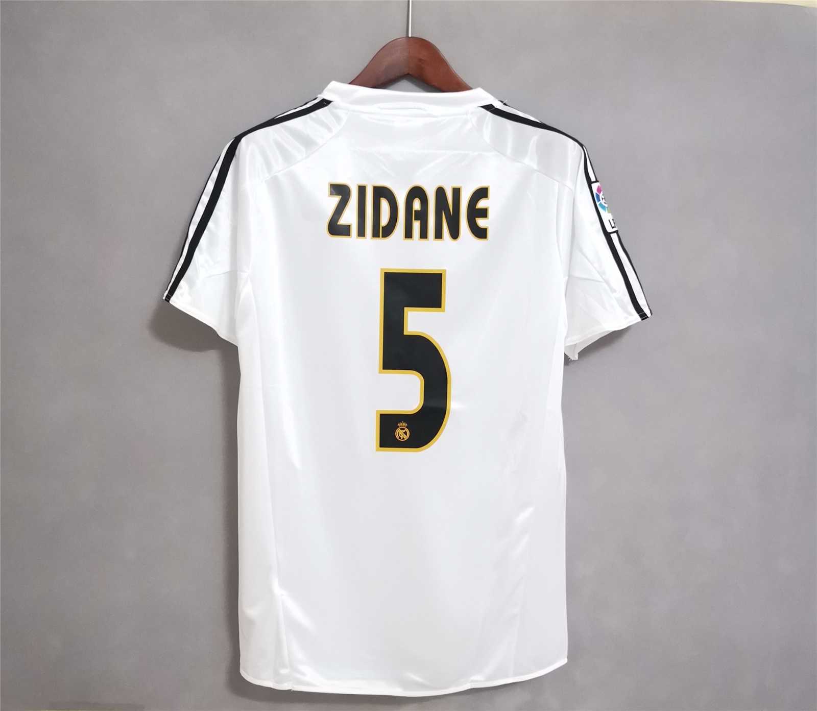 2004/05 Real Madrid Home Retro Jersey - view 15