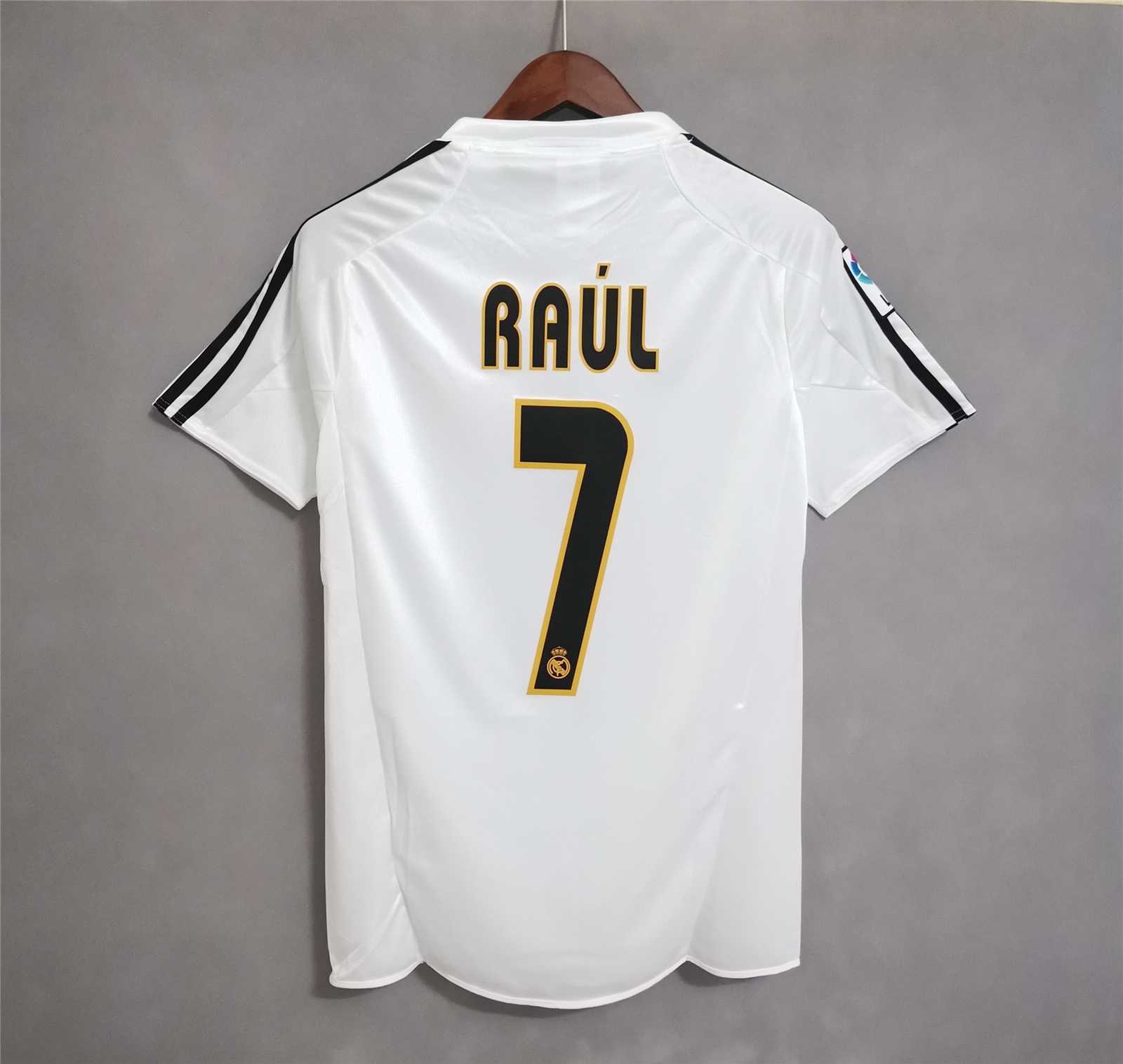 2004/05 Real Madrid Home Retro Jersey - view 6