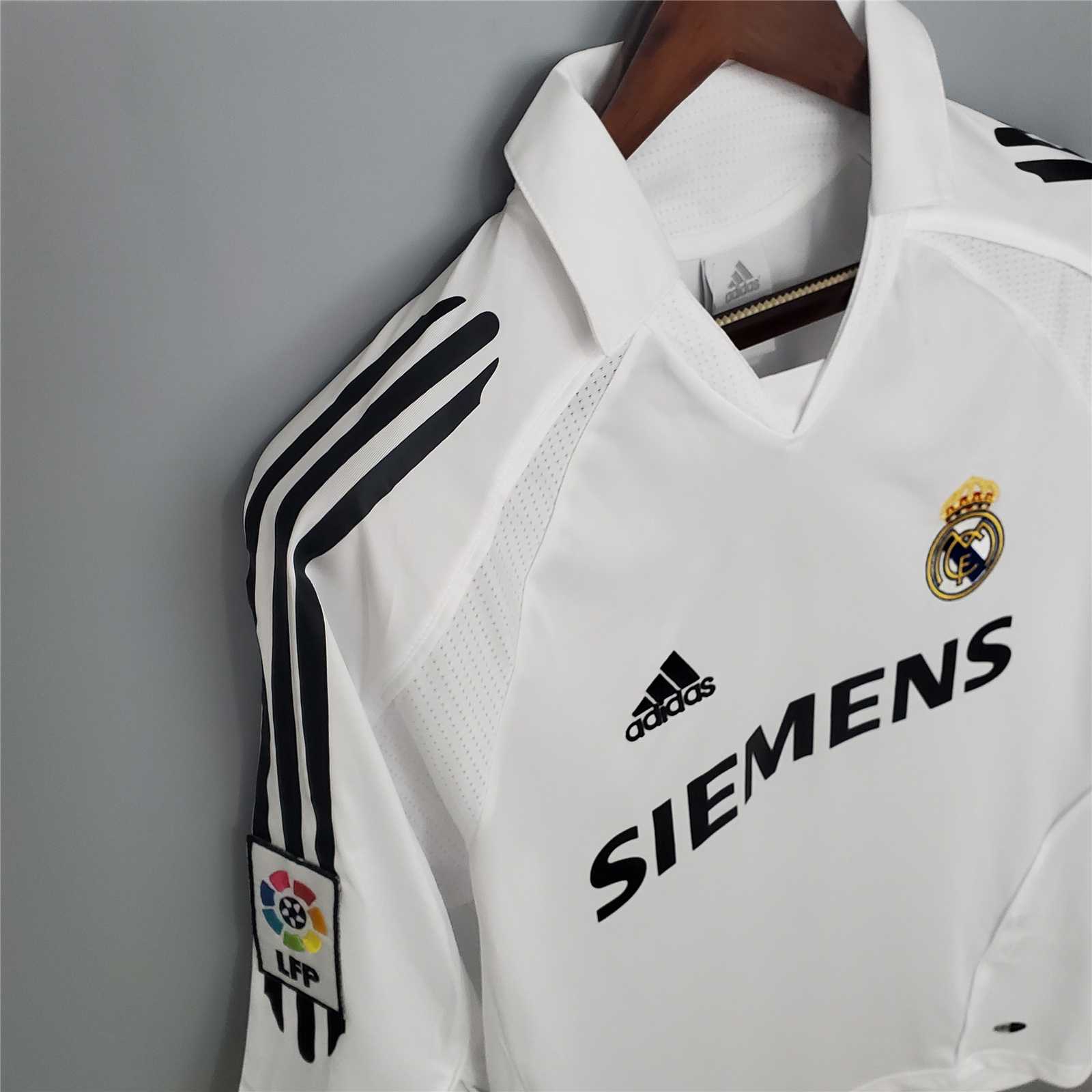 2005/06 Real Madrid Home Retro Jersey - view 10