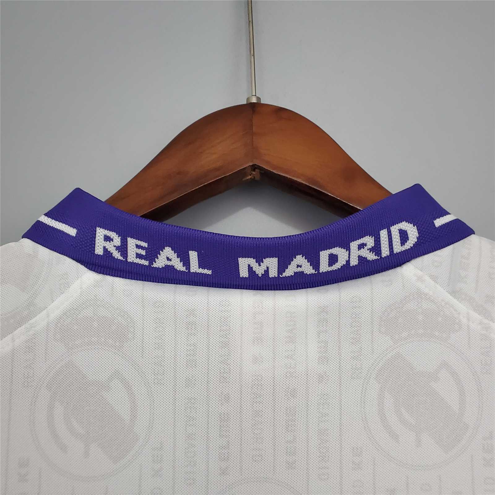 1996/97 Real Madrid Third Away Retro Jersey - view 6