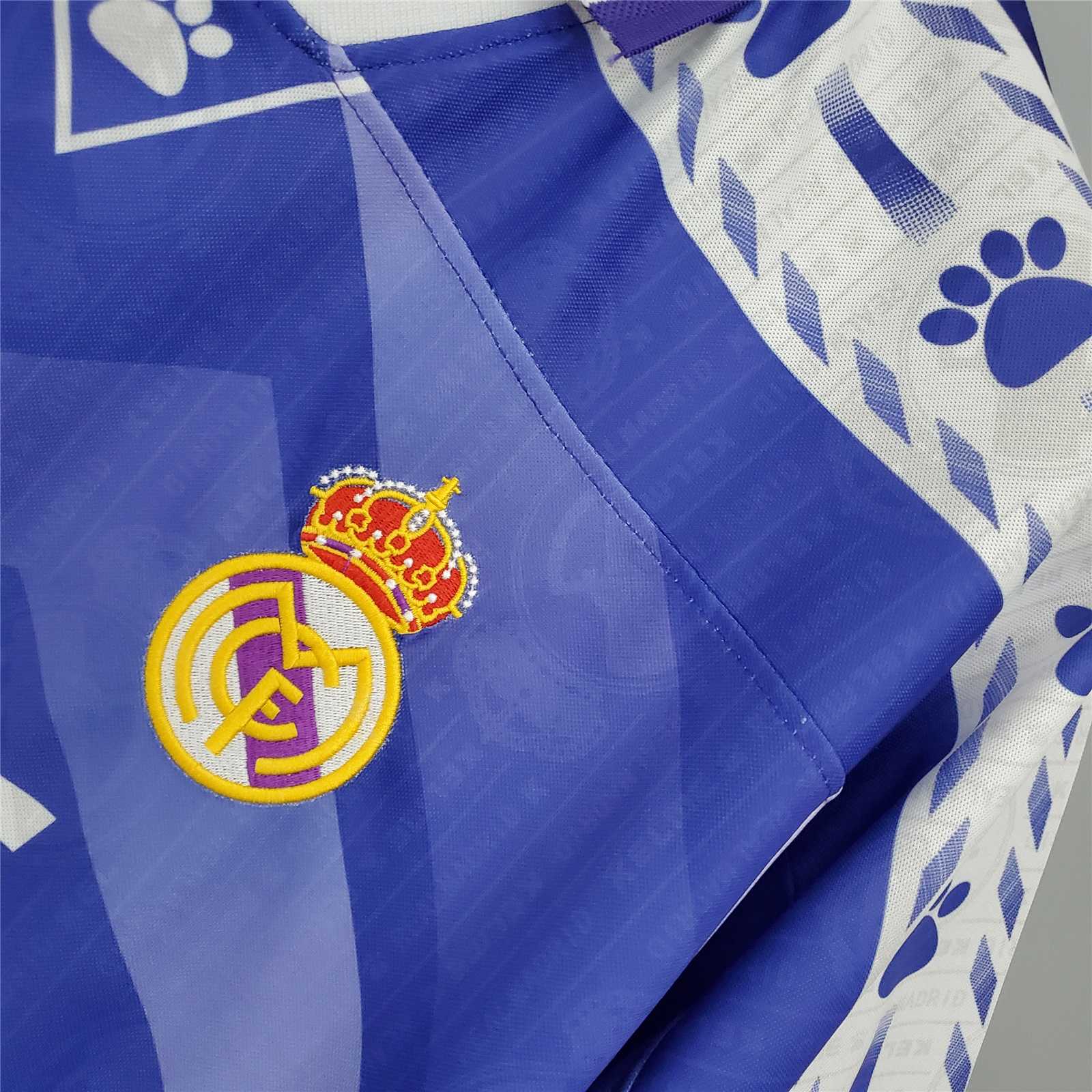 1996/97 Real Madrid Away Retro Jersey - view 10