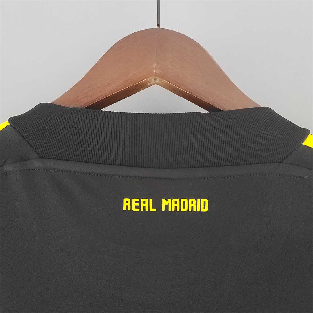11-12 Real Madrid Away Retro Jersey Goalkeeper Black - view 8