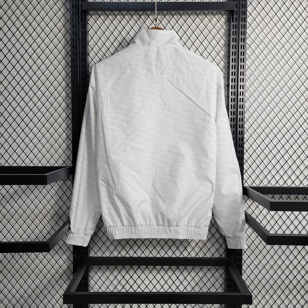 2023/2024 Real Madrid Reversible Windbreaker White - view 18