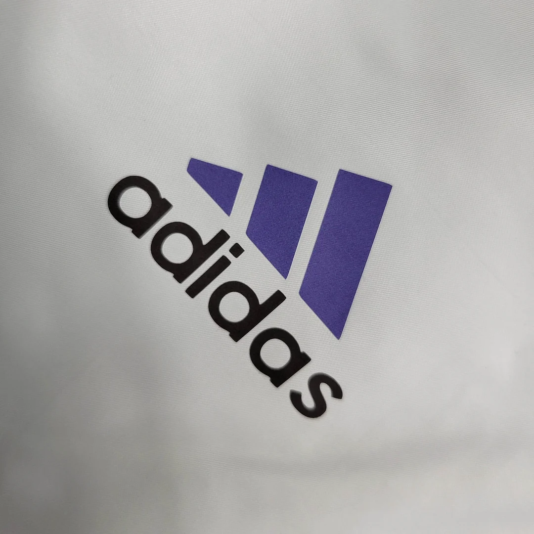 2023/2024 Real Madrid Reversible Windbreaker White - view 11
