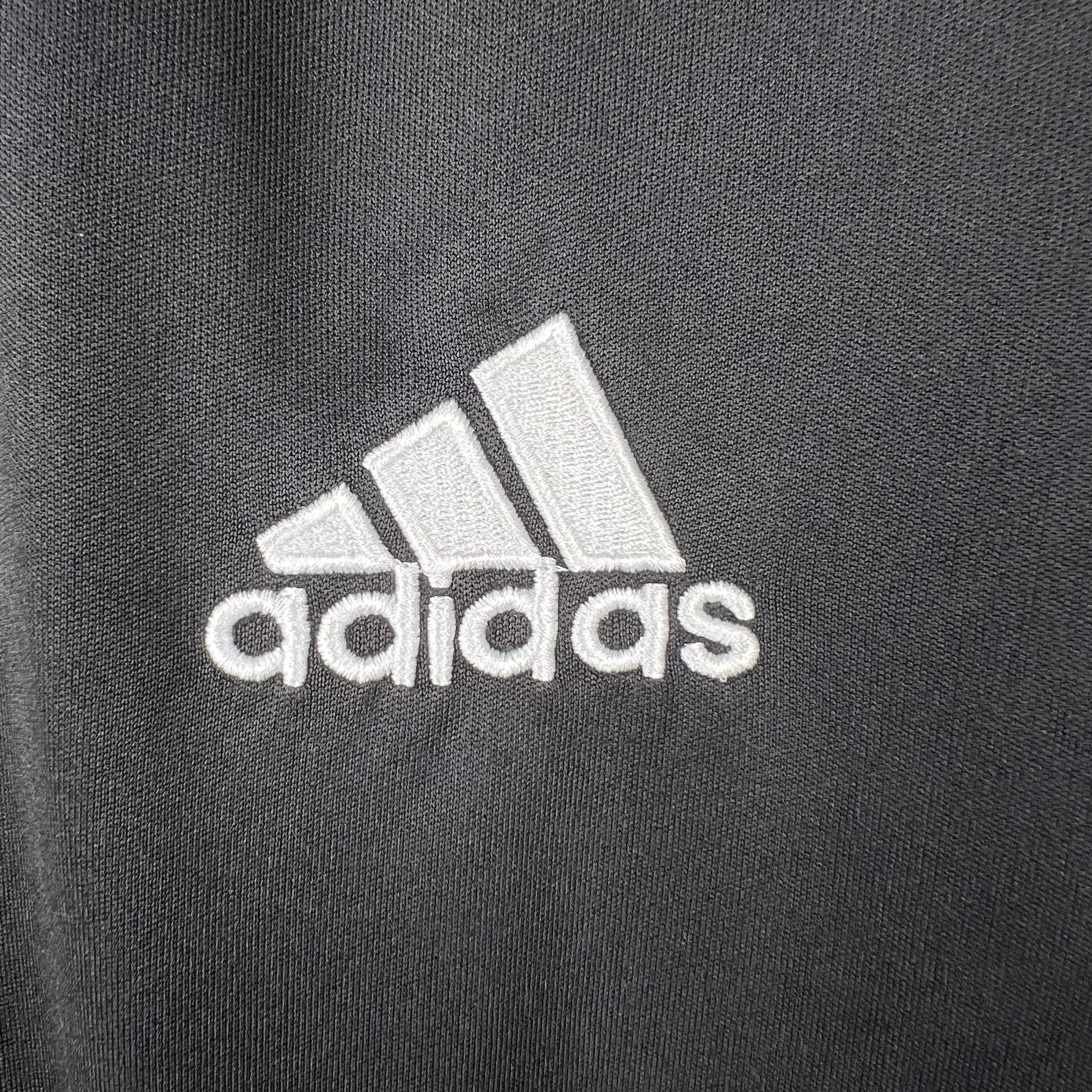 2016/17 Real Madrid Third Away Retro Jersey - view 4