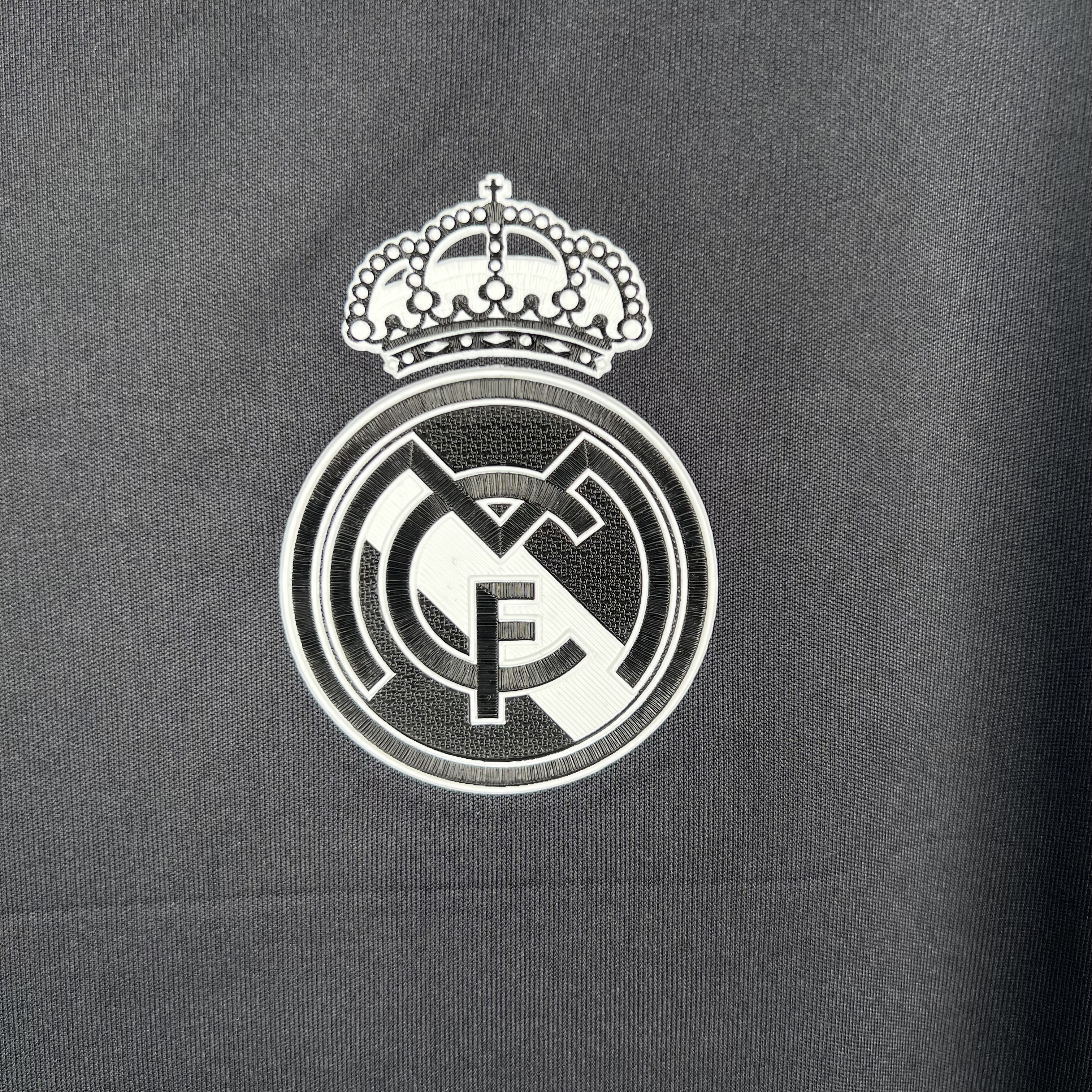 2016/17 Real Madrid Third Away Retro Jersey Long Sleeve - view 9