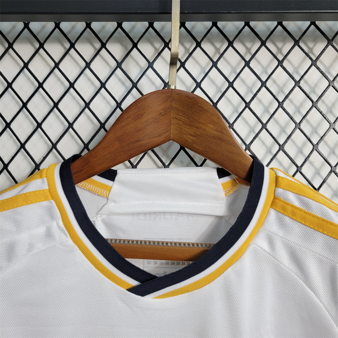 23-24 Real Madrid Home Kids Kit (Jersey+Shorts) - view 11
