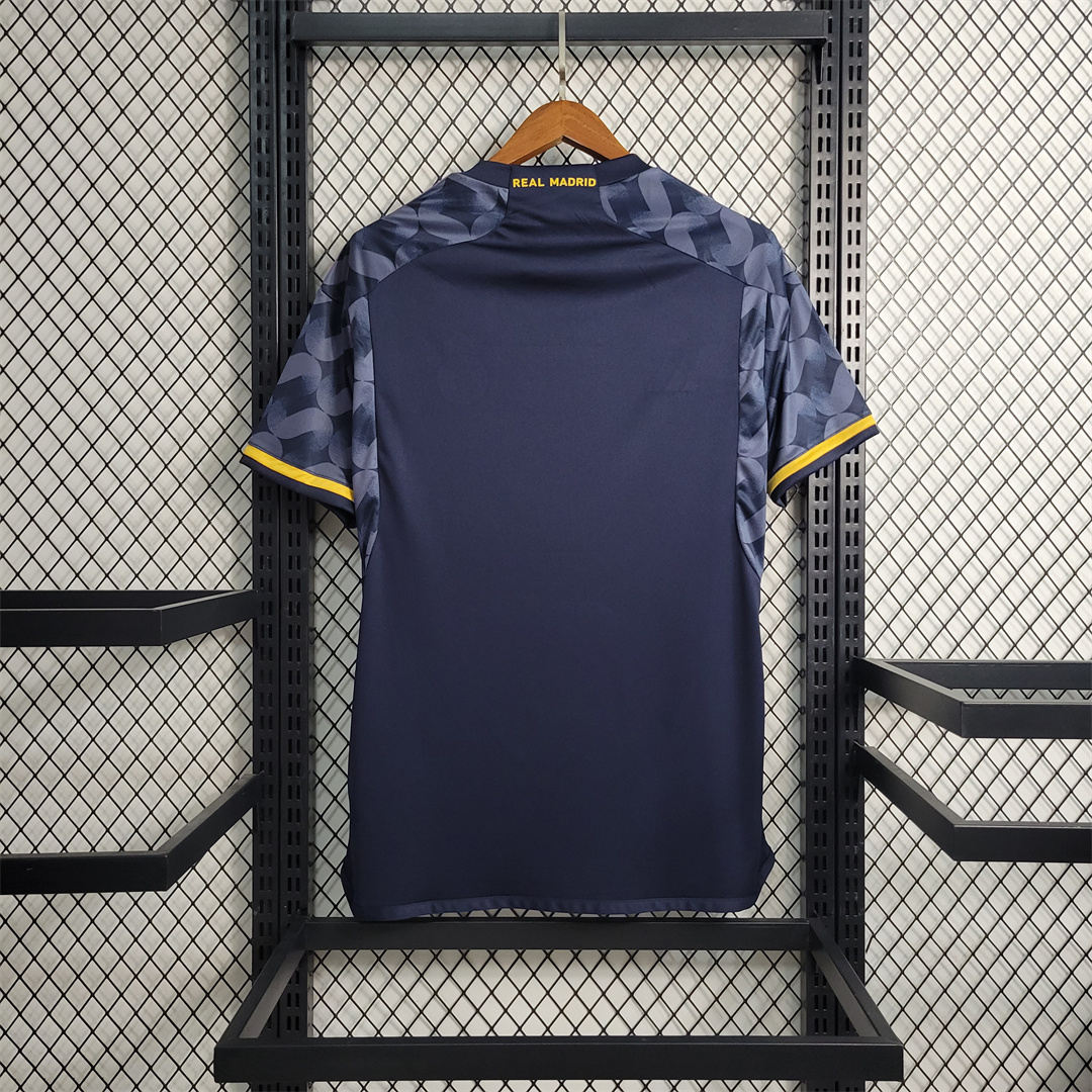 23-24 Real Madrid Away Fan Version - view 3