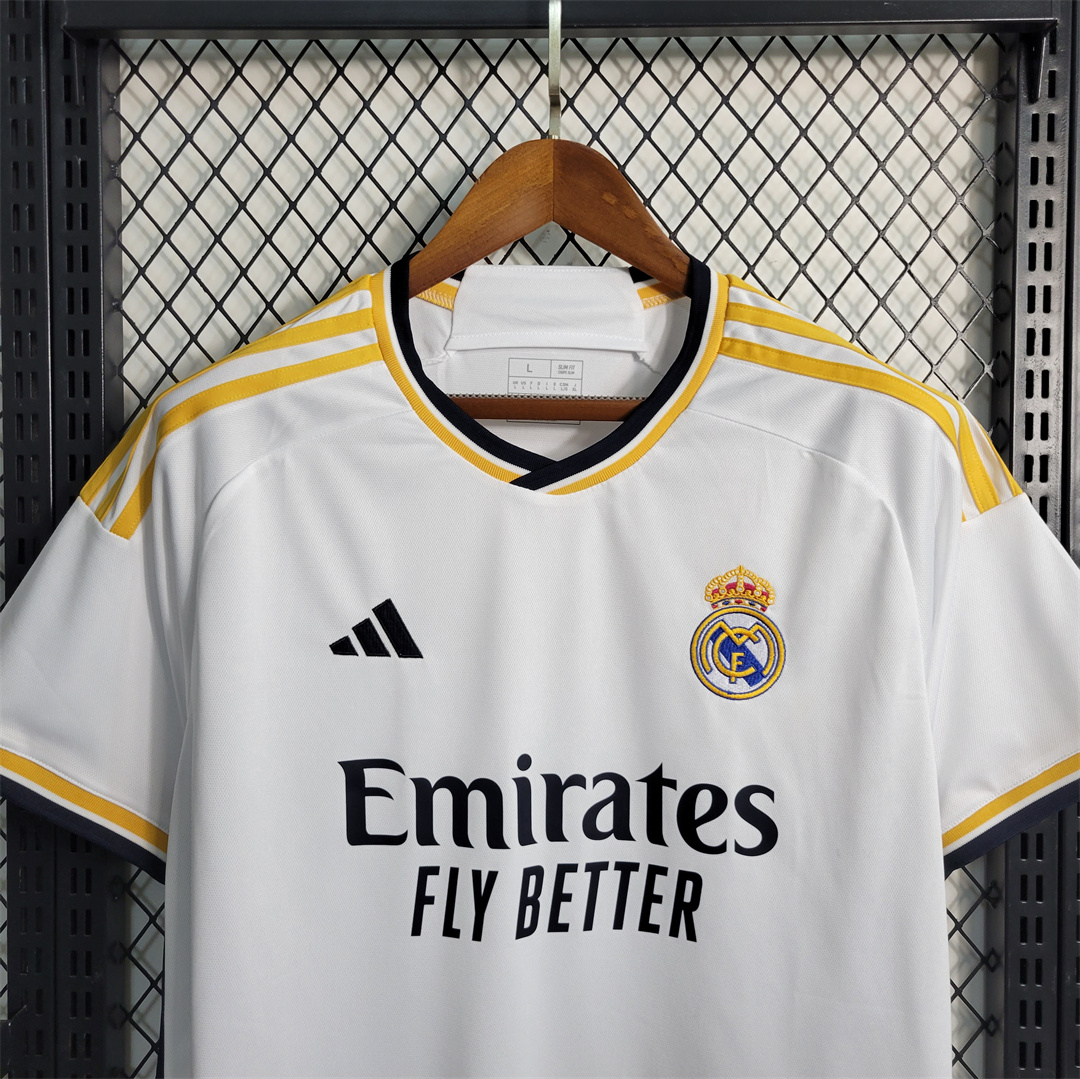 23-24 Real Madrid Home Fan Version - view 3