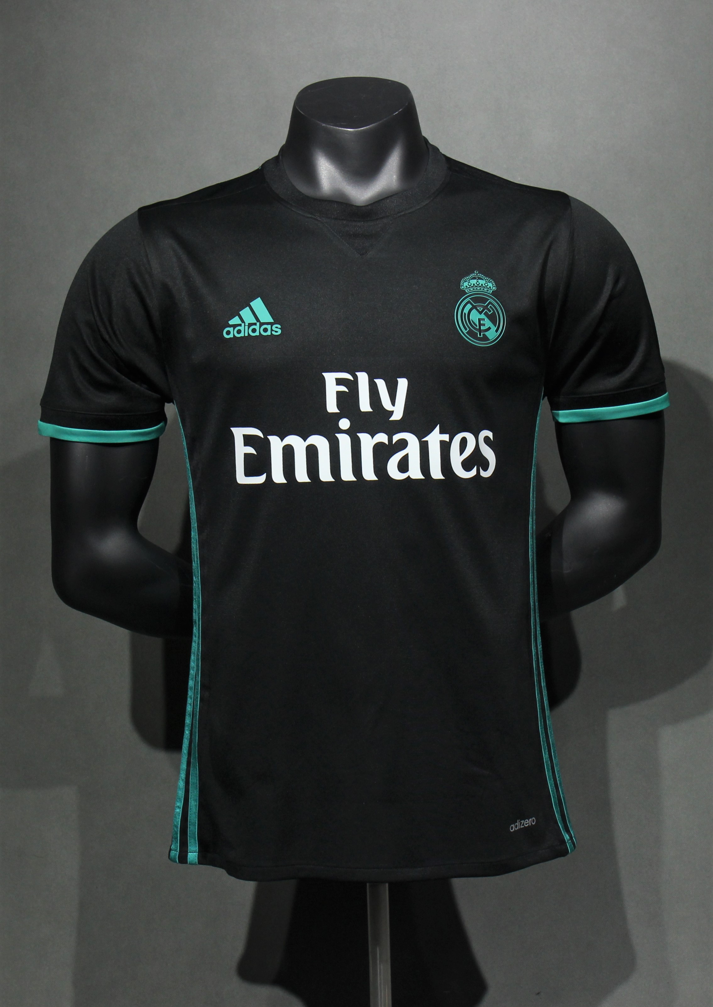 17-18 Real Madrid Away Retro Jersey Player Version