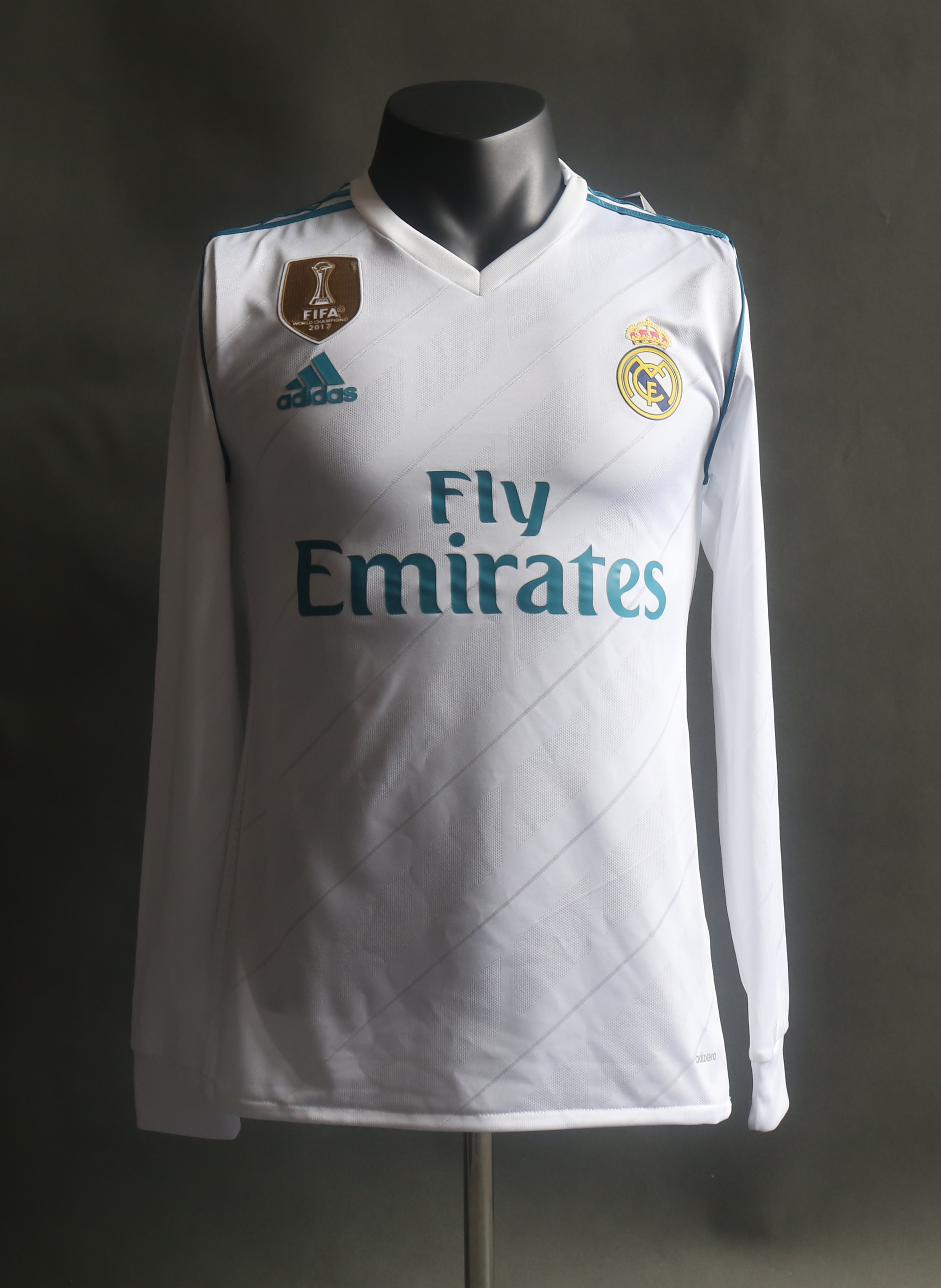 17-18 Real Madrid Home Retro Jersey Player Version Long Sleeve