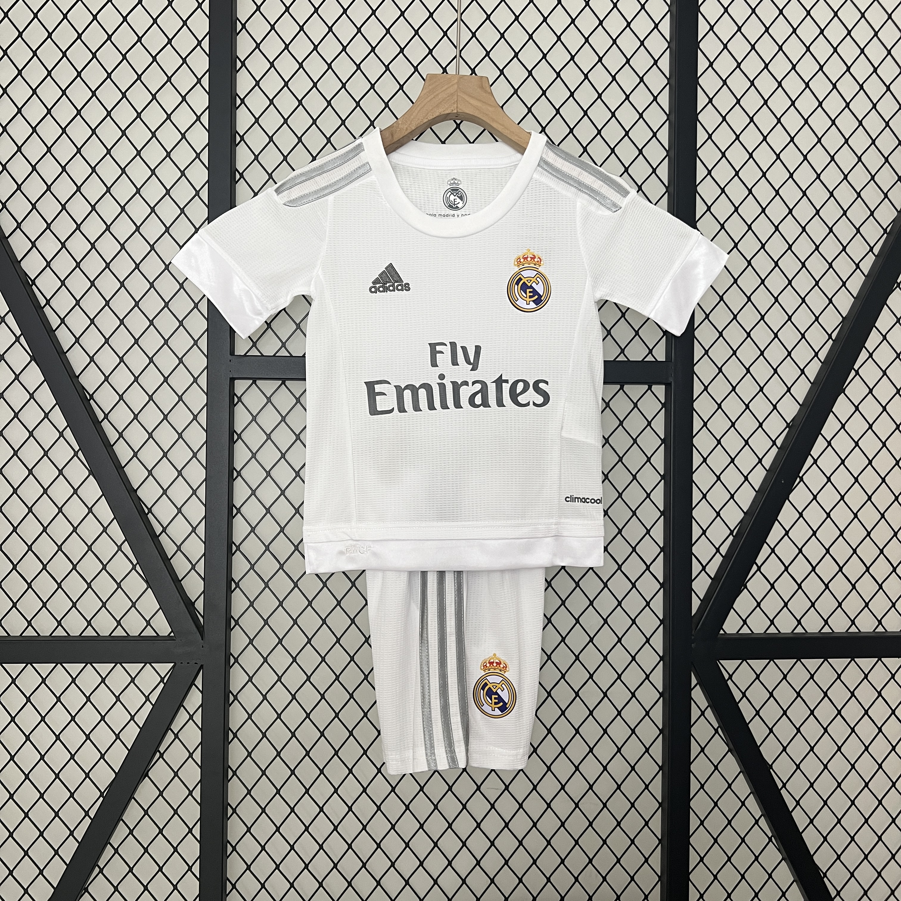 2015-16 Real Madrid Home Retro Kids Kit Jersey+Shorts