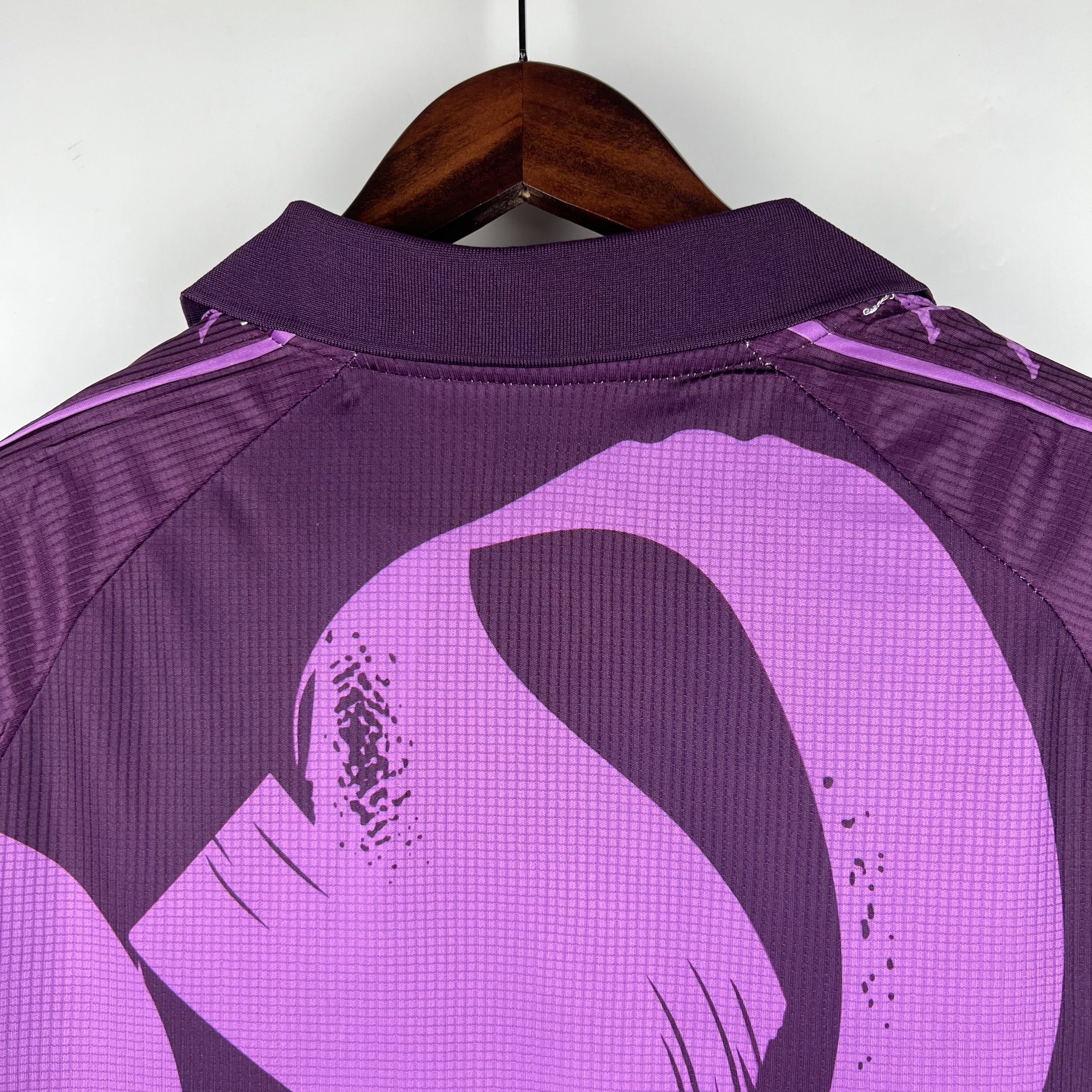 23-24 Real Valladolid  Away Jersey Fan Version - view 6