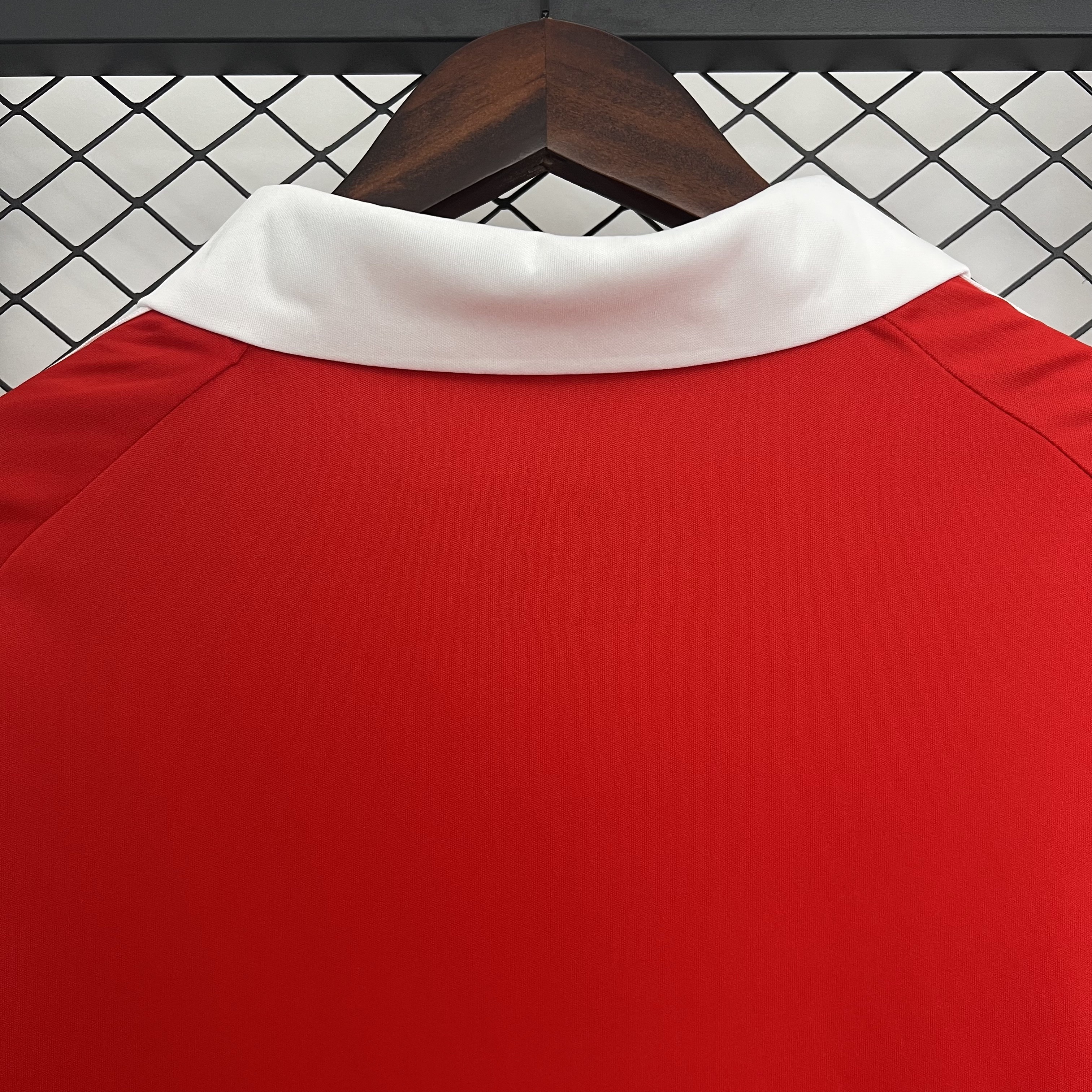 25-26 Sevilla Home Soccer Jersey - view 8