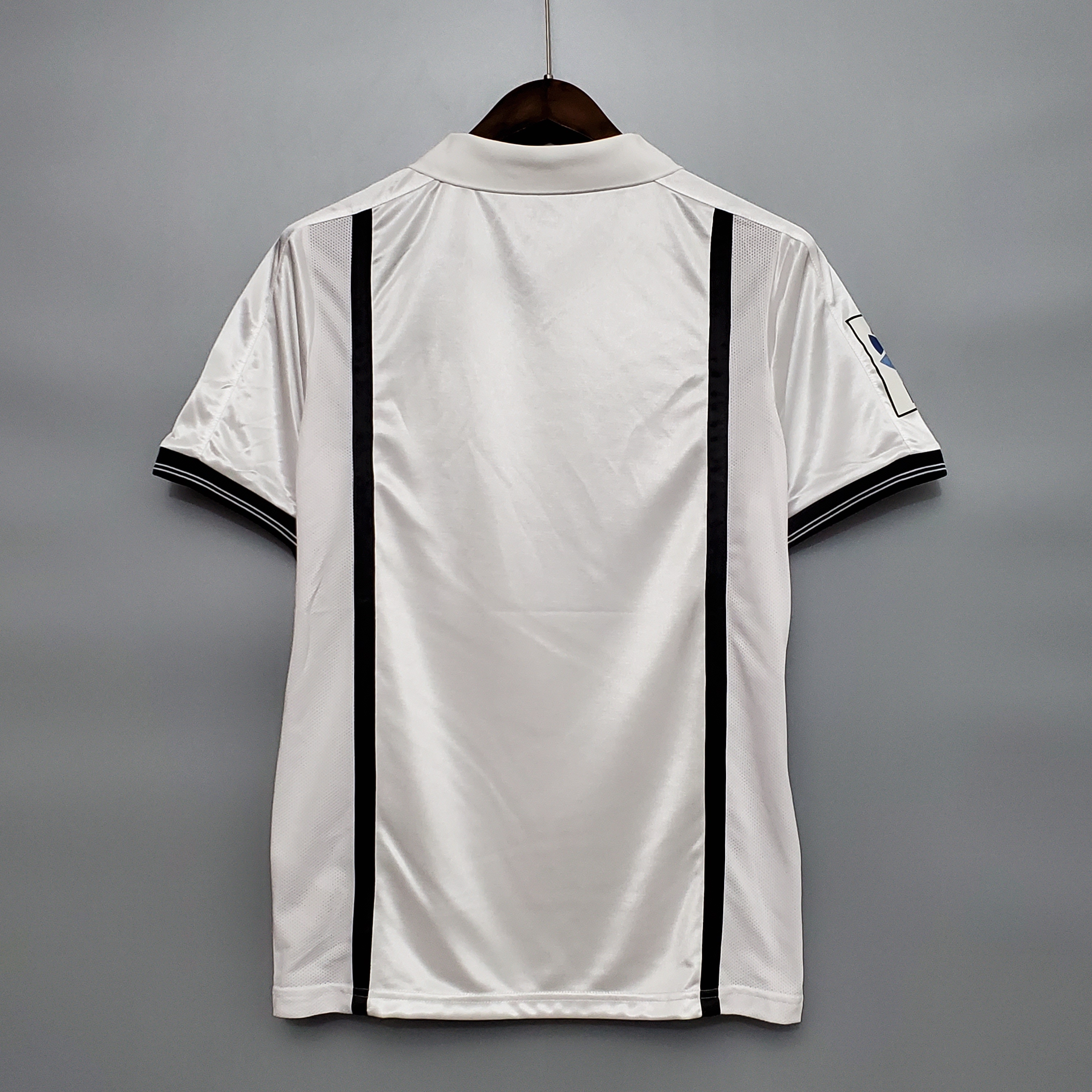 00-01 Valencia  Home Retro Football Jersey - view 3