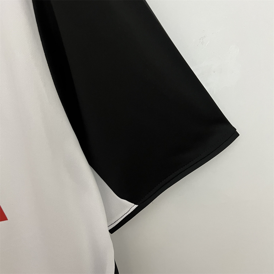 03-04 Valencia  Home Retro Football Jersey - view 8