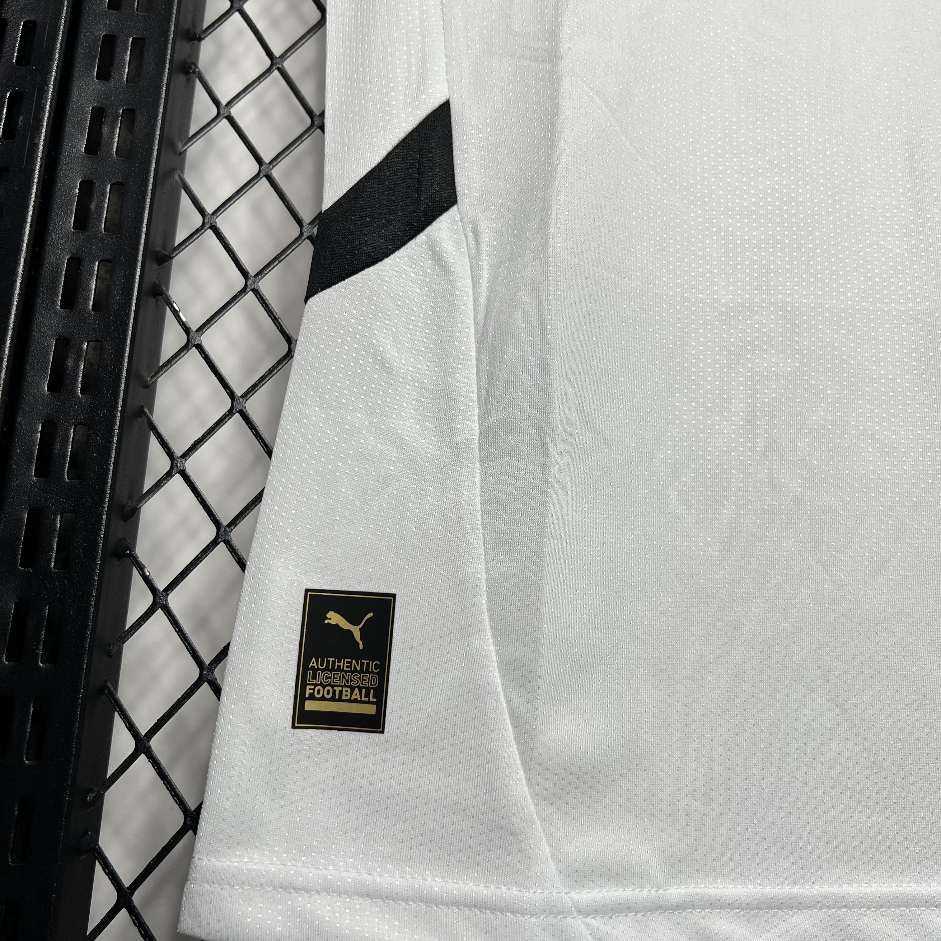 24-25 Valencia  Home Football Jersey - view 5