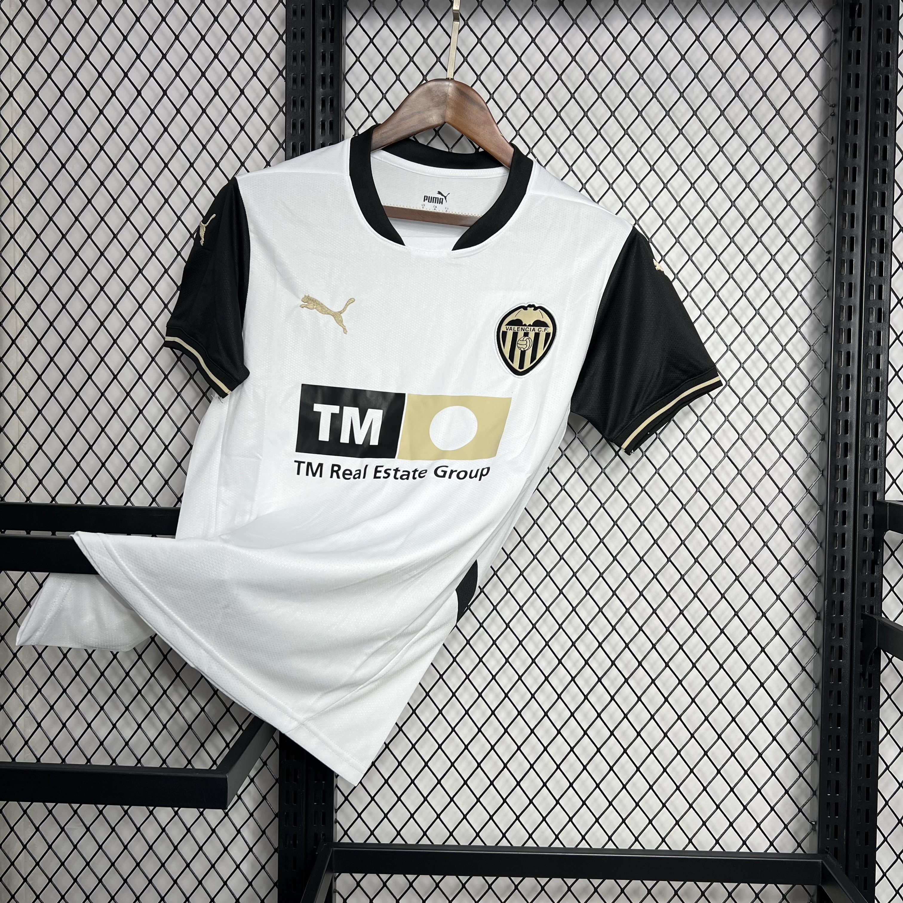 24-25 Valencia  Home Football Jersey - view 6