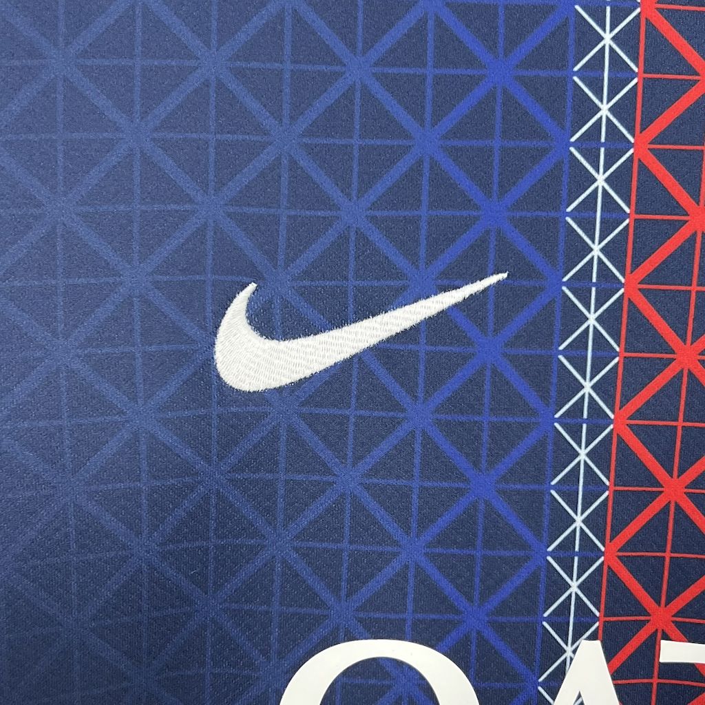 25-26 Paris Saint-Germain Home Soccer Jersey Fan Version - view 8