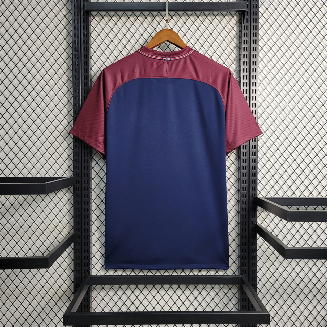 17-18 Paris Saint-Germain Home Jersey - view 3
